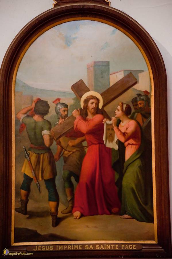 Nom de l'image : D30096305a_(c)Norbert-JUNG — Description :  Chemin de croix à l'église de la Ferté Vidame (28300)